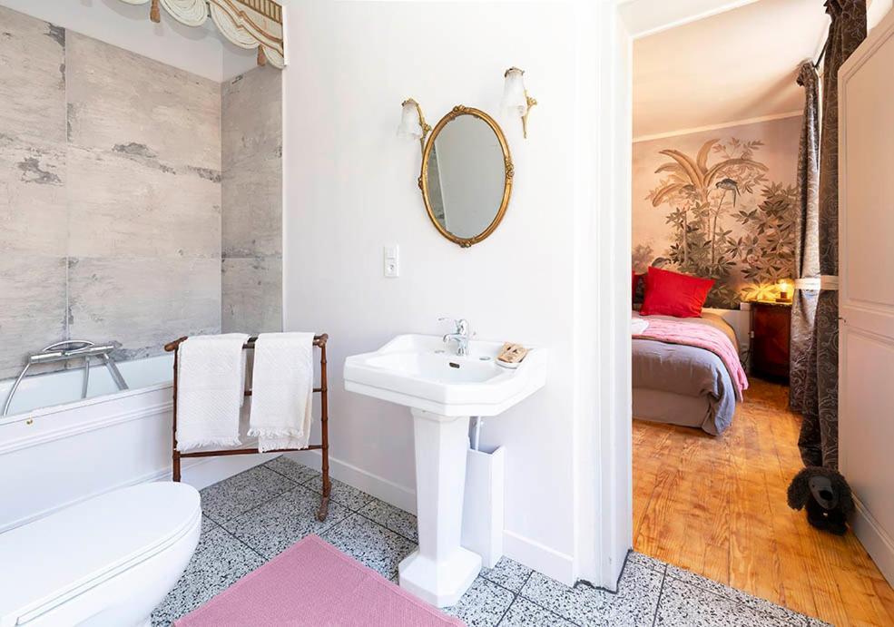 Bed & Breakfast Les Myrrhophores Et Spa, D'hotes Et De Charme