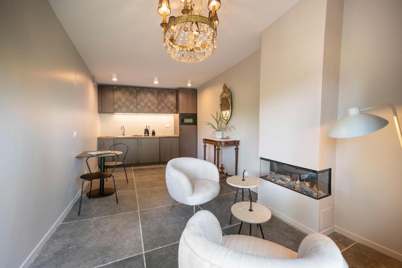Bed & Breakfast Les Myrrhophores Et Spa, D'hotes Et De Charme