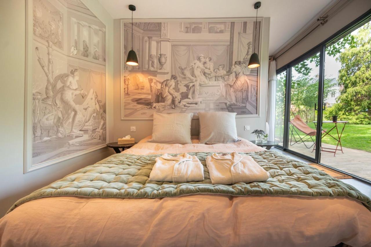 Bed & Breakfast Les Myrrhophores Et Spa, D'hotes Et De Charme